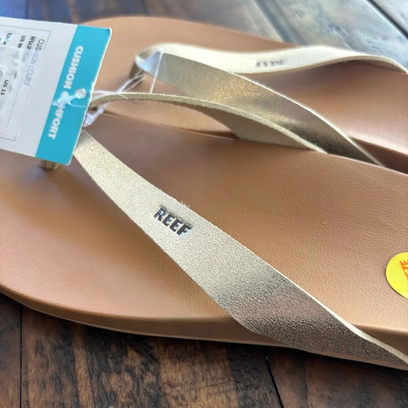 Reef sandals NWT SZ 11 or 6 - Picture 2 of 7